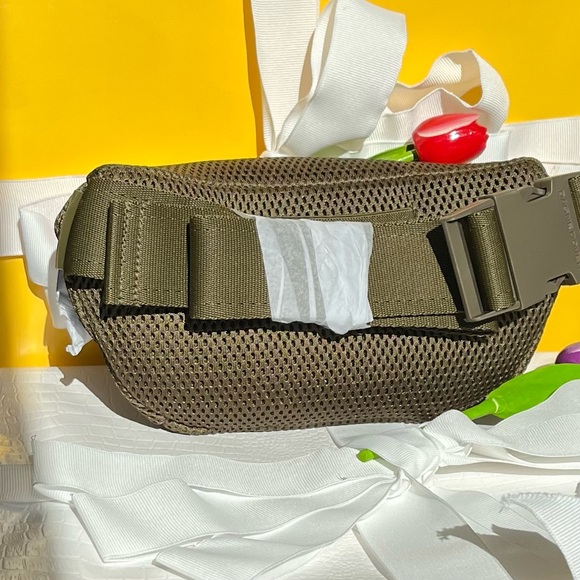 Dagne Dover Fannypack - Picture 4 of 9